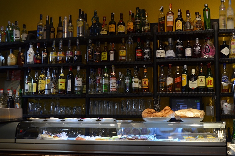 Hamburguesas, bocadillos, tortillas, ensaladas a domicilio cerca de mi