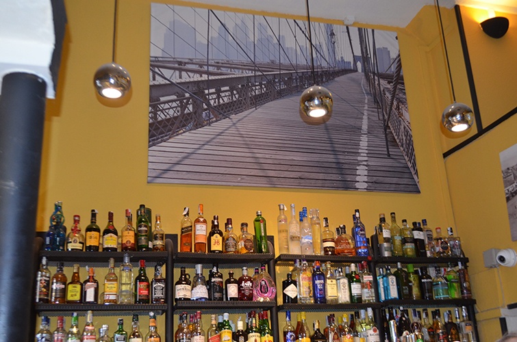 Hamburguesas, bocadillos, tortillas, ensaladas a domicilio cerca de mi